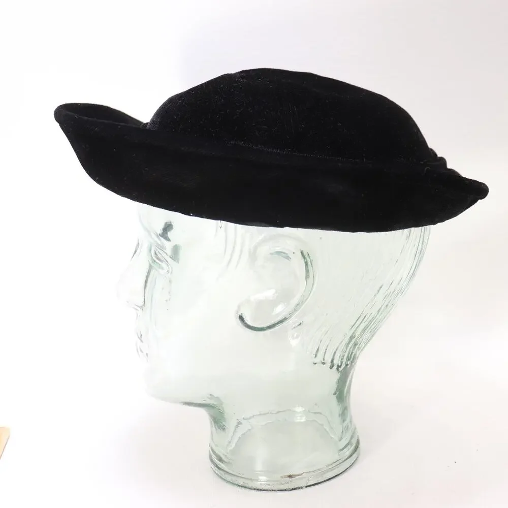 Vintage 50s Hat Cap Women M L Black Velvet Pleated Offset Saucer Evening Formal